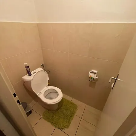 Apartment Near Main Railway And Bus Station, Vankovka