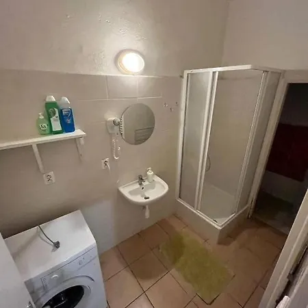 شقة Near Main Railway And Bus Station, Vankovka